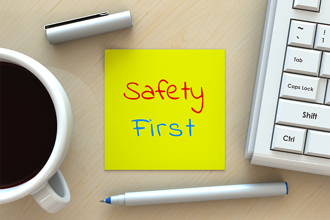 PROMO 660 x 440 Miscellaneous - Safety First Computer Pen Notepad - iStock - krung99