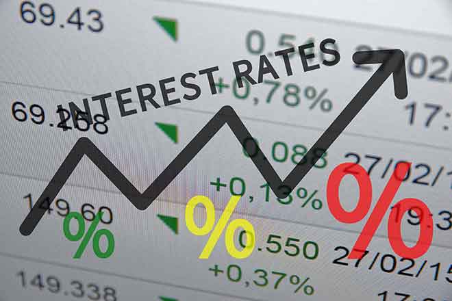 PROMO 64J1 Finance - Interest Rates Graph Chart Increase Rise Percent - iStock - G0d4ather