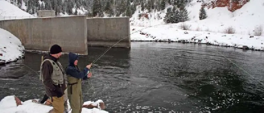 PICT Fishing at the Toilet Bowl - CPW PICT Fishing at the Toilet Bowl - CPW