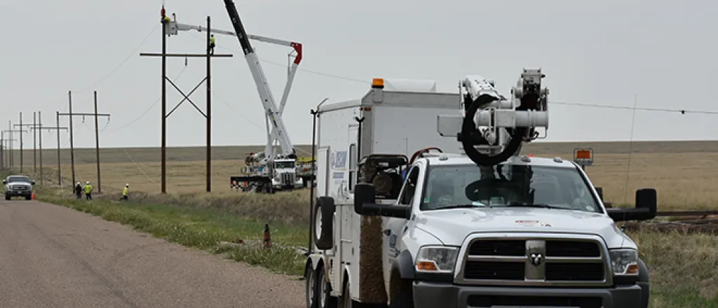 2018-07-28 PICT Power Line Repair SECOM Truck - Chris Sorensen 2018-07-28 PICT Power Line Repair SECOM Truck - Chris Sorensen