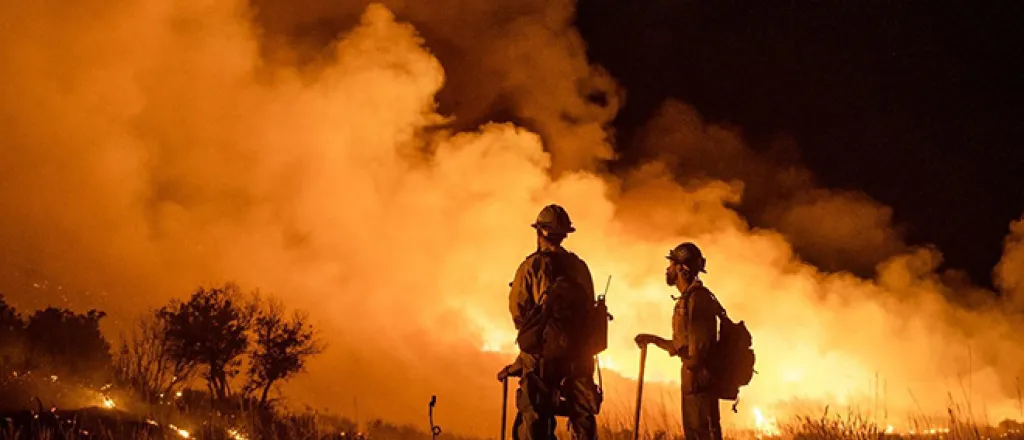 PICT Night fire fighting activity at the Pine Gulch Fire