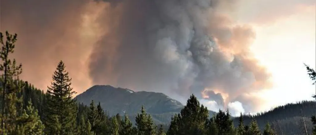 PICT Smoke from the Williams Fork Fire as seen August 22, 2020
