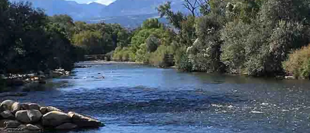 PICT 64J1 Arkansas River at Salida - Joe Stone