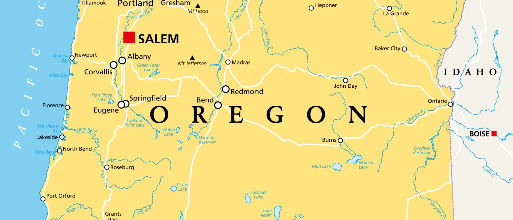 PROMO HIRES Map - Oregon State Map - PeterHermesFurian - iStock-1346531706 Map of the state of Oregon, showing portions of surrounding states