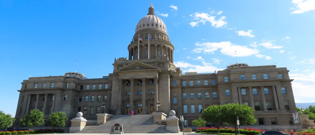 PROMO HIRES Building - Government Montana State Capitol - Amy Wilkins - iStock-2154356979 View of the Montana State Capitol Building from a slight angle and looking up.