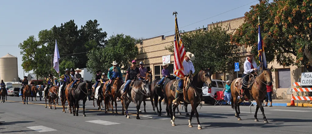 PICT Horses and US Flag - 2017 Kiowa County Fair Parade - Roland Sorensen PICT Horses and US Flag - 2017 Kiowa County Fair Parade - Roland Sorensen