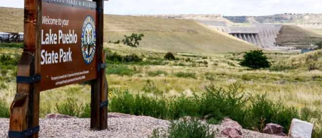 PICT Sign Lake Pueblo State Park - CPW