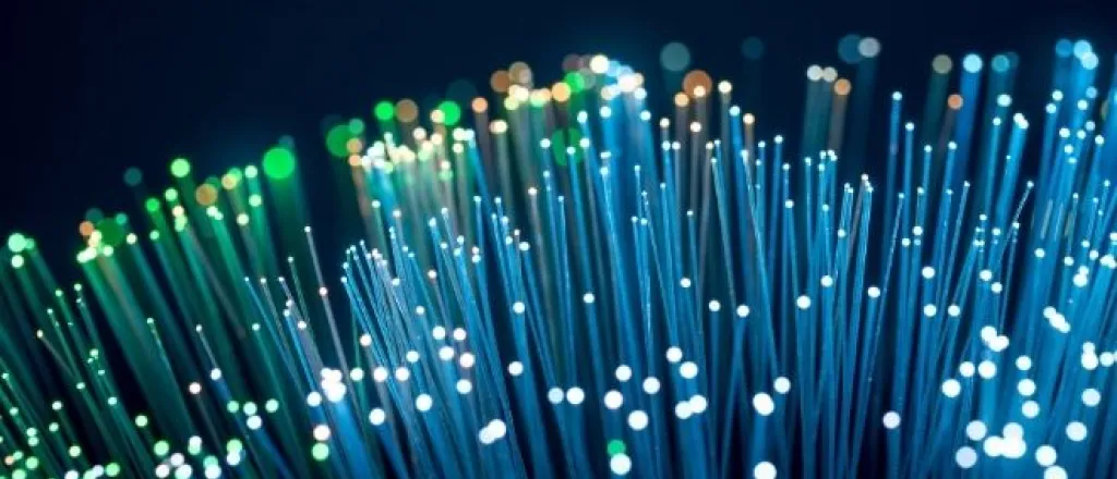 Pros and Cons of Using Fiber-Optic Cables