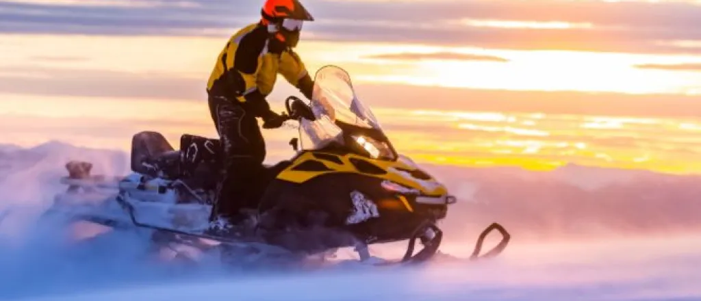 A quick guide to buying your first snowmobile