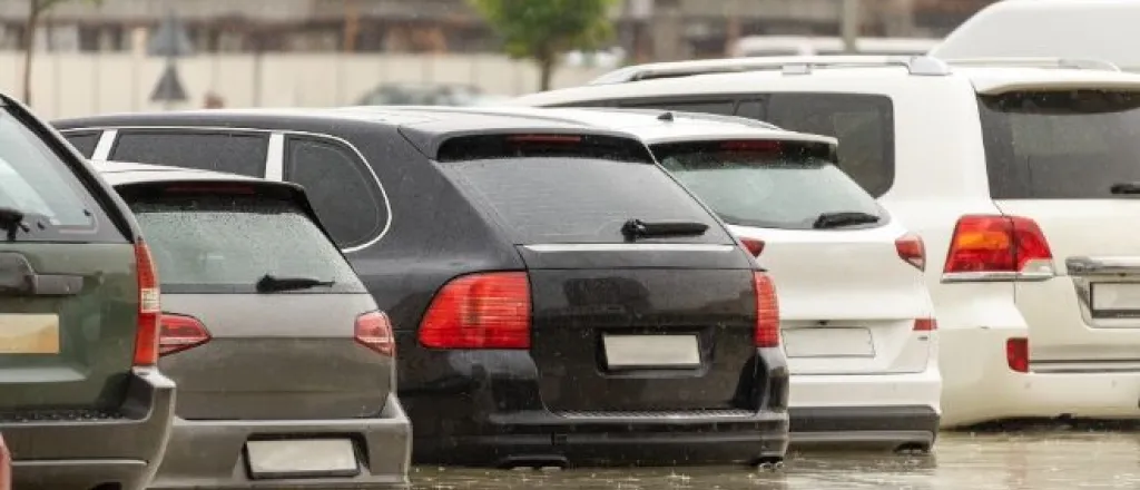 Red Flags When Purchasing a Used Vehicle to Watch Out For Red Flags When Purchasing a Used Vehicle to Watch Out For