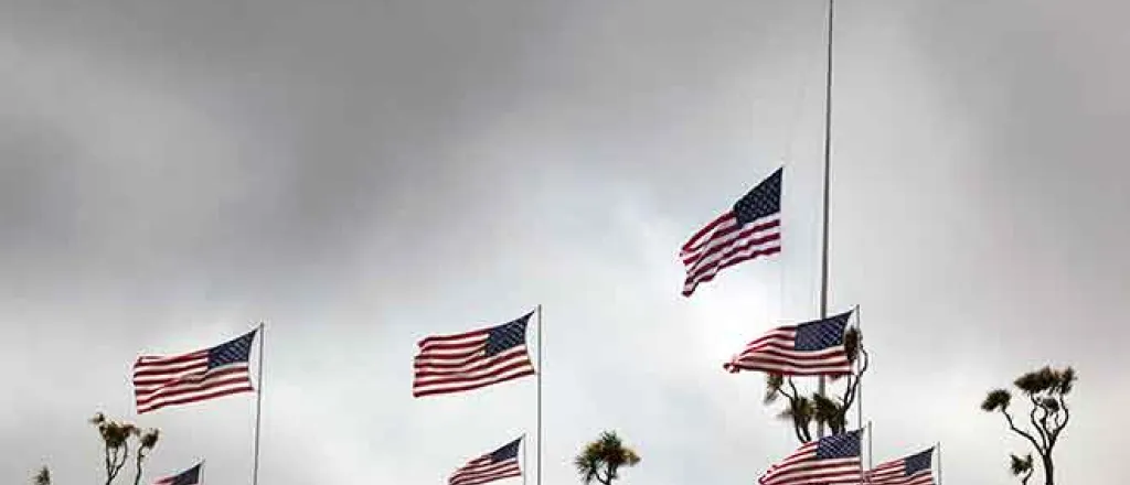 PROMO Memorial - Flags at Half Staff - iStock