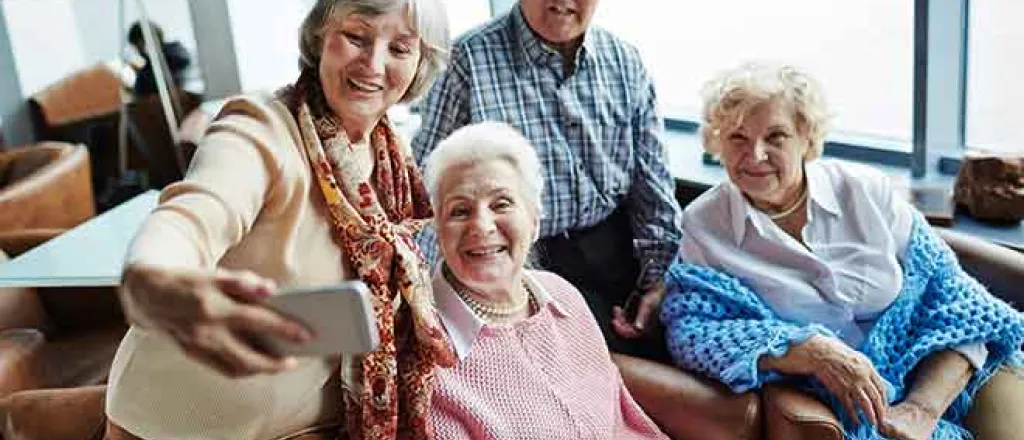 PROMO Miscellaneous - Senior Citizens Group Selfie - iStock