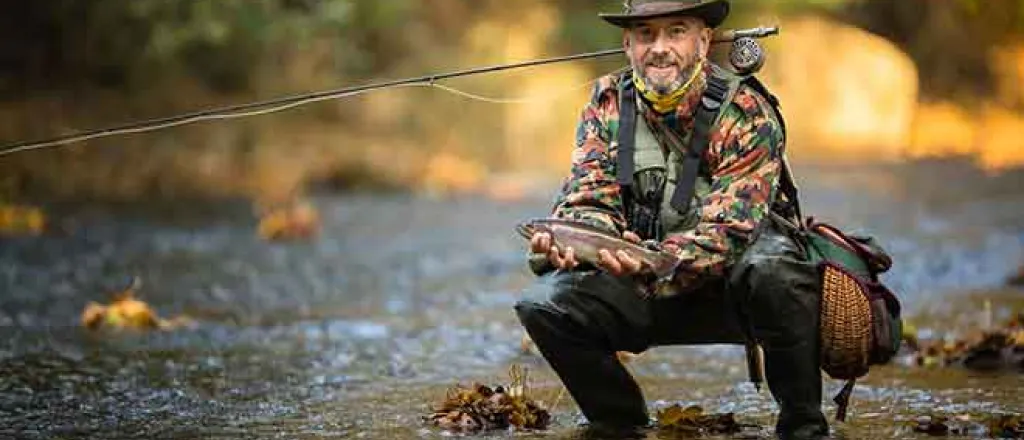 PROMO Outdoors - Fishing Man Stream - iStock - ViktorCap