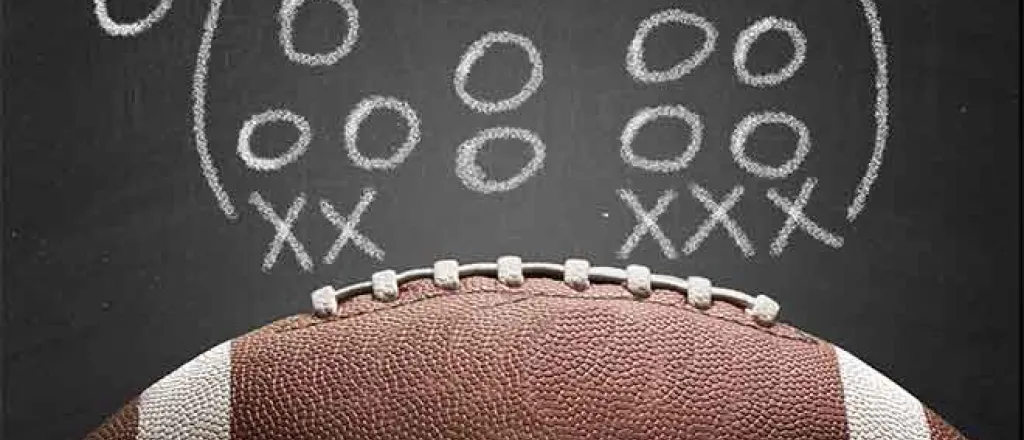 PROMO Sports - Football Game Play - iStock - artisteer