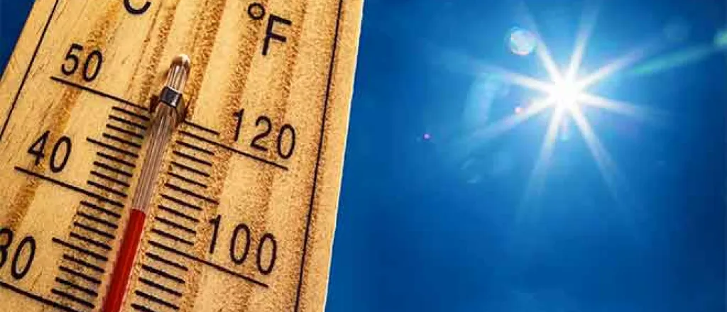 PROMO Weather - Temperature Thermometer Hot Heat Sun Sky Celsius Centigrade Fahrenheit - iStock - MarianVejcik