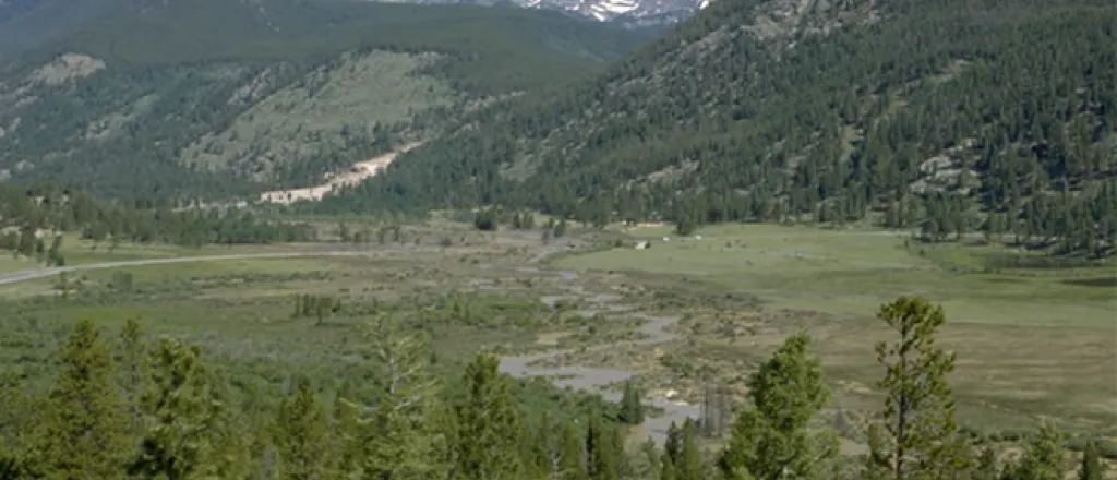 Outdoors - Horseshoe Park, Rocky Mountain National Park - Wikimedia Mountains in the distance at Horseshoe Park in Rocky Mountain National Park