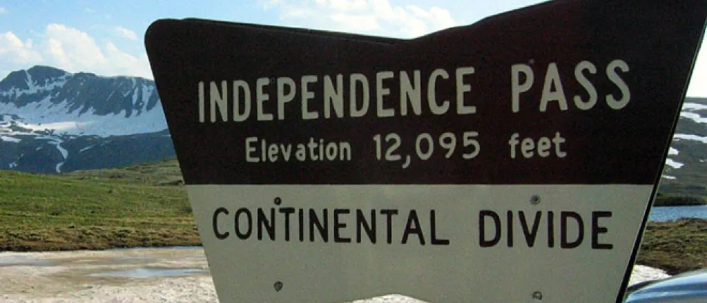 PROMO 660 x 440 Outdoors - Independence Pass Sign - Wikimedia PROMO 660 x 440 Outdoors - Independence Pass Sign - Wikimedia