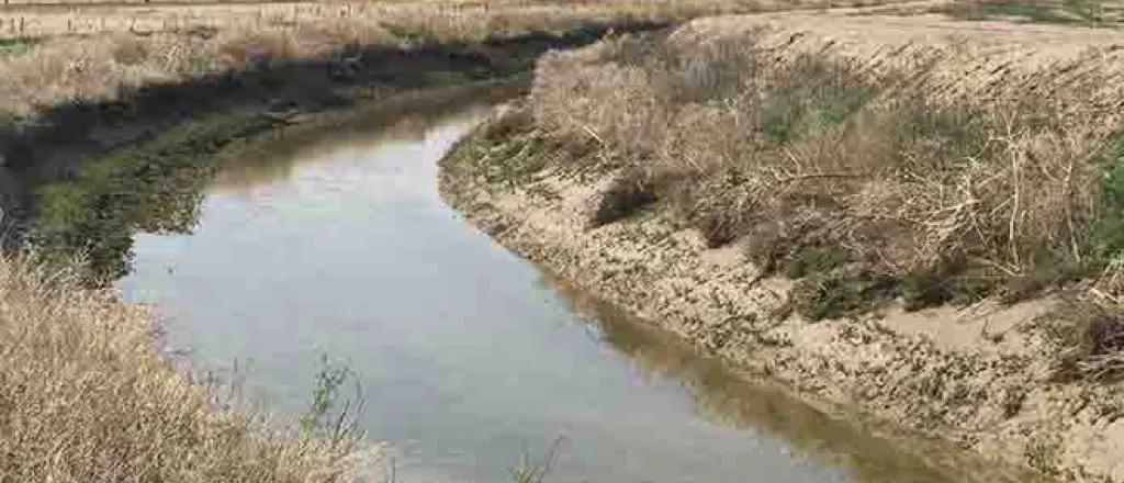 PROMO 64J1 Drought - Water Issues Canal - Chris Sorensen PROMO Drought - Water Issues Canal - Chris Sorensen