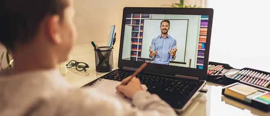 PROMO Education - School Child Teacher Remote Distance Learning - iStock - Jovanmandic