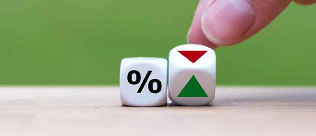 PROMO 64J1 Finance - Money Business FInance Up Down Increase Decrease Percent Dice - iStock - Fokusiert PROMO Finance - Money Business FInance Up Down Increase Decrease Percent Dice - iStock - Fokusiert