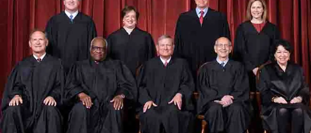 PROMO Law - SCOTUS Memebers of the Supreme Court of the United States -October 2020 - WIkimedia - Public Domain