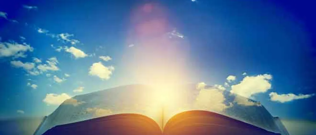 PROMO 64J1 Miscellaneous - Book Pages Sky Clouds Education Knowledge - iStock - NiseriN PROMO Miscellaneous - Book Pages Sky Clouds Education Knowledge - iStock - NiseriN