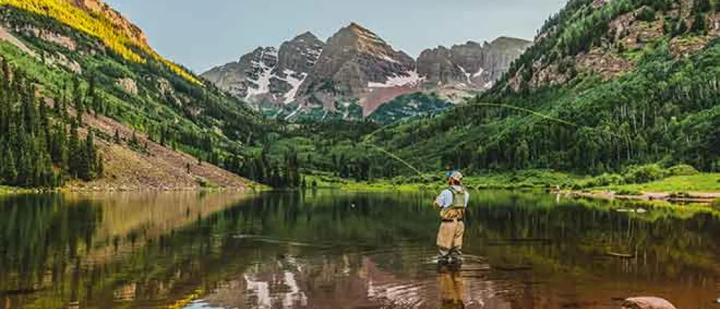 PROMO Outdoors - Fishing Fisherman Aspen Maroon Bells Mountains Water Trees - iStock - Matt Dirksen