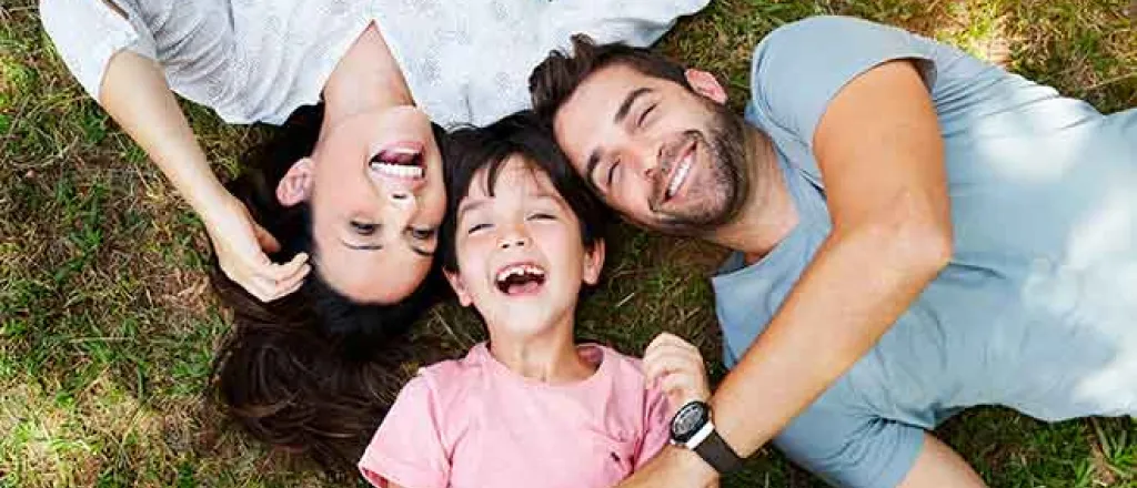 PROMO 64J1 People - Family Mom Dad Parents Child - iStock - SanneBerg PROMO People - Family Mom Dad Parents Child - iStock - SanneBerg