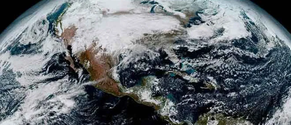 PROMO 64J1 Science - Earth North America Space Clouds - NOAA's National Ocean Service - public domain PROMO 64J1 Science - Earth North America Space Clouds - NOAA's National Ocean Service - public domain