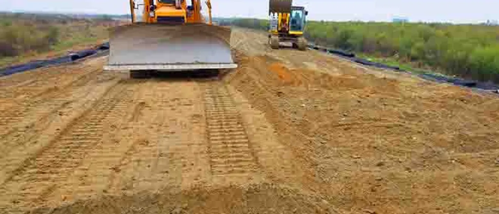 PROMO 64J1 Transportation - Bull Dozer Road Dirt Backhoe Construction - iStock - getty_dumy67