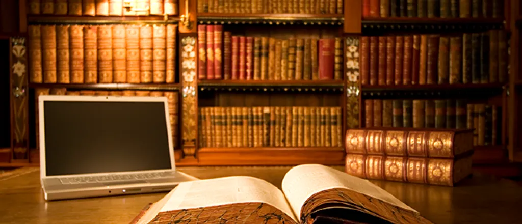 PROMO 660 x 440 Miscellaneous - Library Books Computer - iStock - photogl PROMO 660 x 440 Miscellaneous - Library Books Computer - iStock - photogl