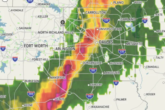 MAP Radar image of a line of storms that caused damage in Arlington, Texas - AccuWeather