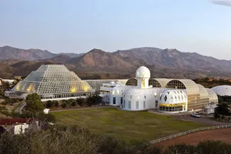 Photo of a building housing the Biosphere 2 project - John de Dios CC