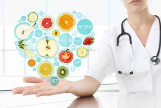 PROMO 64J1 Health - Diet Heart Fruit Vegetable Medical - iStock - Visivasnc PROMO Health - Diet Heart Fruit Vegetable Medical - iStock - Visivasnc