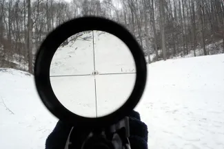 PROMO 660 x 440 Hunting - Rifle Scope Snow - Wikimedia PROMO 660 x 440 Hunting - Rifle Scope Snow - Wikimedia