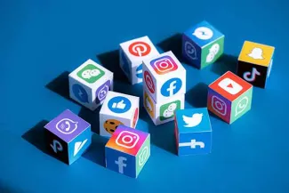 PROMO Technology - Social Media Logos - iStock - pressureUA