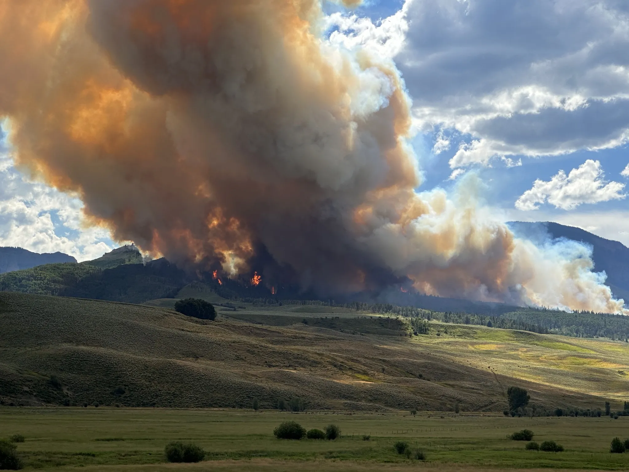 PICT Lowline Fire in Gunnison County as seen July 27, 2023 - USFS