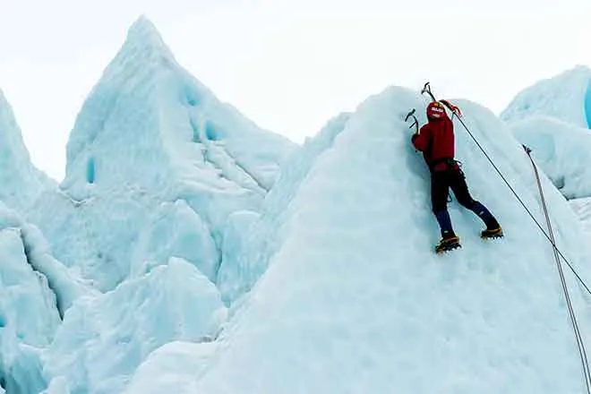 Ice Climbing - Robert Baker - unsplash