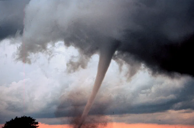 PROMO 660 x 440 Weather - Occluded Mesocyclone Tornado - NOAA