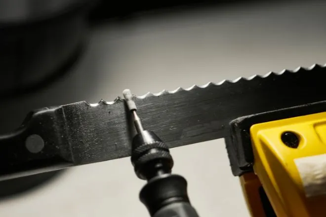 Things To Know Before You Buy a Serrated Knife