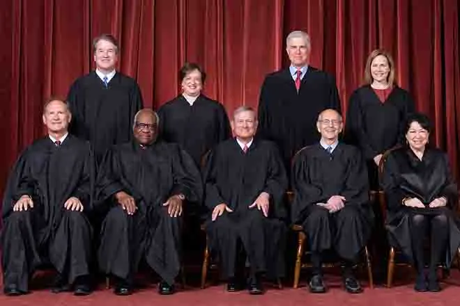 PROMO Law - SCOTUS Memebers of the Supreme Court of the United States -October 2020 - WIkimedia - Public Domain